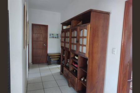 21_photo/94ce1f8185.badfd497b63a3b5d-ATLAS-4e0fe4c6-5d15-4cb5-83a8-5d96b0f9001c.jpg de casa à venda com 3 quartos, 180m² em Maracanã, Praia Grande