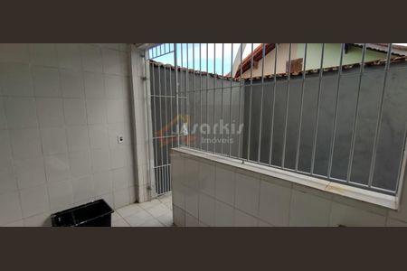 43_photo/94ce1f81bb.5012f45a66e0fc12-ATLAS-b79d5e4e-3139-42da-a43d-5911db18c940.jpg de casa para alugar com 2 quartos, 68m² em Maracanã, Praia Grande