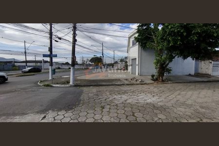 4_photo/94ce1f81bb.5012f45a66e0fc12-ATLAS-be5e0c20-4bc9-4aba-b206-19a7c003290d.jpg de casa para alugar com 2 quartos, 68m² em Maracanã, Praia Grande