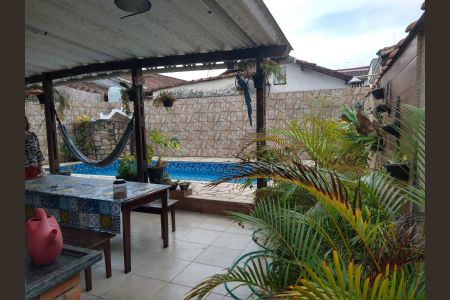 8_photo/94ce1f81bd.adbb37f92a381176-ATLAS-41a37bd5-7ee5-4f80-8e7c-903bc9ea4dac.jpg de casa à venda com 2 quartos, 200m² em Maracanã, Praia Grande