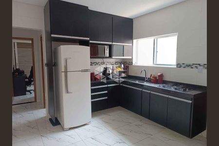 10_photo/94ce1f820f.93312c7b985816a0-ATLAS-3ce0c9c8-3a8e-4d31-9846-de4cff77f34e.jpg de casa à venda com 2 quartos, 70m² em Maracanã, Praia Grande