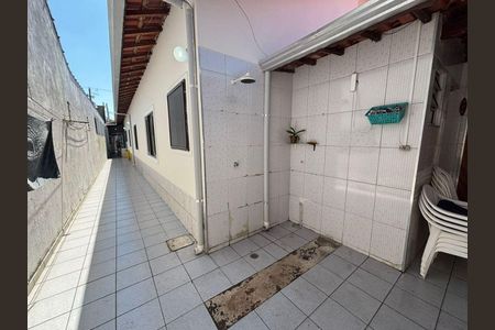 13_photo/94ce1f8223.2ed526e46a3fb60a-ATLAS-daa9aa25-cbd6-4cc0-b09b-32ccba6b07ab.jpg de casa à venda com 3 quartos, 125m² em Maracanã, Praia Grande