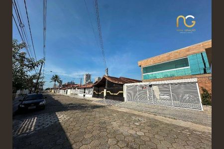 25_photo/94ce1f8245.4b1885837c1b9428-ATLAS-c2439aa4-d4f7-4b77-9d71-8bc9343c25a4.jpg de casa de condomínio à venda com 2 quartos, 46m² em Maracanã, Praia Grande