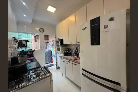 5_photo/94ce1f8245.f051b19a7fe17a2e-ATLAS-d040424f-6681-46b1-a65f-ecebafc9fd50.jpg de casa à venda com 2 quartos, 40m² em Maracanã, Praia Grande