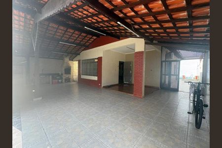 3_photo/94ce1f825f.c004be0b05d3a304-ATLAS-0f544625-9d09-4b2f-b539-58daa5fde21f.jpg de casa à venda com 3 quartos, 153m² em Maracanã, Praia Grande