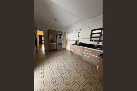 17_photo/94ce1f825f.c004be0b05d3a304-ATLAS-771499b8-5bfb-48c4-99f8-b37dcbff48ce.jpg de casa à venda com 3 quartos, 153m² em Maracanã, Praia Grande