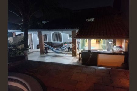 4_photo/94ce1f828b.a3ae9ae7e703bbee-ATLAS-948e33b7-44f5-4c71-9bb6-bd9c8a08894e.jpg de casa à venda com 3 quartos, 240m² em Maracanã, Praia Grande