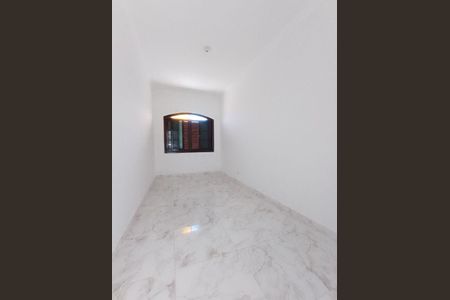 7_photo/94ce1f8295.9f389e5fbe0155e0-ATLAS-9f2f34a4-e44d-4c6f-89d6-52abbe297695.jpg de casa à venda com 2 quartos, 70m² em Maracanã, Praia Grande