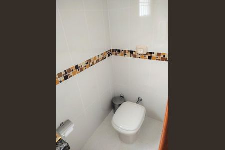 6_photo/94ce1f82d5.123a33632886331f-ATLAS-e377cb6c-4efb-4d17-b122-94af4776a820.jpg de casa à venda com 3 quartos, 202m² em Maracanã, Praia Grande
