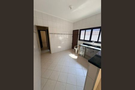 6_photo/94ce1f82db.f2bfaed4af7a5e8b-ATLAS-7fc00d13-755a-4592-a865-0a9c062f4eab.jpg de casa à venda com 2 quartos, 117m² em Maracanã, Praia Grande