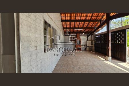 5_photo/94ce1f82ef.b85d04931a7554fc-ATLAS-ab0d9797-8497-4bc3-a39e-83f3fc23b0cd.jpg de casa à venda com 2 quartos, 65m² em Maracanã, Praia Grande