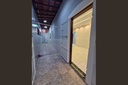 6_photo/94ce1f82f7.82dfd85ef928e01e-ATLAS-4e2ede2b-dda8-4a78-8307-eaa5b534e091.jpg de casa à venda com 2 quartos, 66m² em Maracanã, Praia Grande