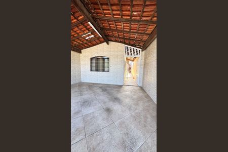 15_photo/94ce1f82fd.f004b3811d646080-ATLAS-014f22c7-7879-47f8-bbf8-7bfbc1c0fb5a.jpg de casa à venda com 2 quartos, 80m² em Maracanã, Praia Grande