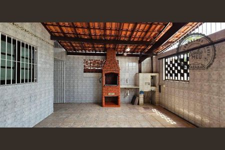 9_photo/94ce1f82ff.7cc5f6eb30674ee3-ATLAS-5cee9608-0724-4f70-a0ff-31ca8c4cb7ce.jpg de casa à venda com 2 quartos, 66m² em Maracanã, Praia Grande
