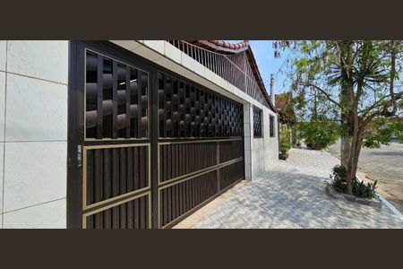 4_photo/94ce1f82ff.7cc5f6eb30674ee3-ATLAS-b1fc90d8-e2f3-46da-8b2b-7b9b4d1678a5.jpg de casa à venda com 2 quartos, 66m² em Maracanã, Praia Grande