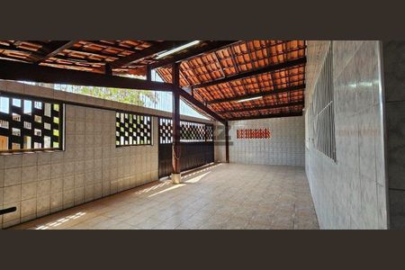 8_photo/94ce1f82ff.7cc5f6eb30674ee3-ATLAS-bcf22e16-fd3f-4919-ba2a-5fdcb1fd7249.jpg de casa à venda com 2 quartos, 66m² em Maracanã, Praia Grande