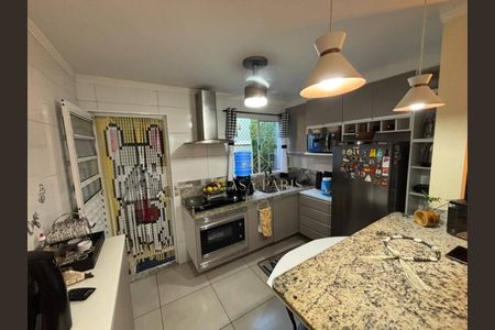 3_photo/94ce1f8343.a75a1e7e2ac359b6-ATLAS-9be1a273-190c-413c-a2b5-4ebe47e79905.jpg de casa à venda com 2 quartos, 48m² em Maracanã, Praia Grande