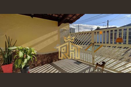 12_photo/94ce1f835b.320d3f79ef1dd034-ATLAS-2617b0ab-6fa1-4886-975b-2e9f2c348e4c.jpg de casa à venda com 2 quartos, 70m² em Maracanã, Praia Grande
