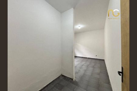 8_photo/94ce1f836f.1c30879e3ee593f9-ATLAS-4edc99fb-1563-4c96-bb0a-d3d3506503fe.jpg de casa à venda com 2 quartos, 79m² em Maracanã, Praia Grande