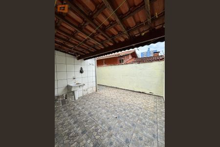 25_photo/94ce1f836f.1c30879e3ee593f9-ATLAS-e88a1e20-8f80-4096-85ad-9407091f9493.jpg de casa à venda com 2 quartos, 90m² em Maracanã, Praia Grande