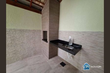 4_photo/94ce1f837f.935c805baf9a7d1f-ATLAS-072a3cd2-9da1-4193-b8a5-674b2820fcc4.jpg de casa à venda com 2 quartos, 110m² em Maracanã, Praia Grande