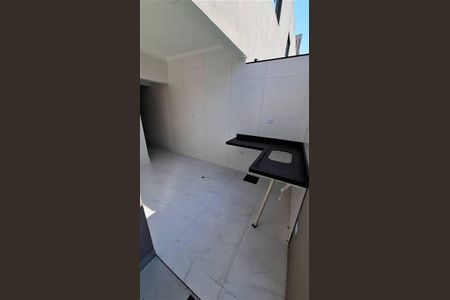 11_photo/94ce1f837f.b1b73f097c50451a-ATLAS-a87bd575-93d7-40d2-9e01-3cf7f0cafd08.jpg de casa à venda com 2 quartos, 78m² em Maracanã, Praia Grande