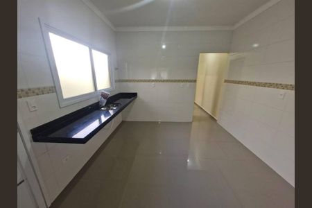 7_photo/94ce1f839d.561dcad3d0cedf12-ATLAS-7d8d9075-2879-47f1-9be4-d3a56f2bb15c.jpg de casa à venda com 2 quartos, 110m² em Maracanã, Praia Grande