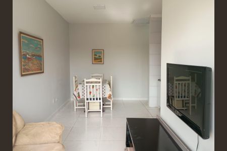 11_photo/94ce1f83b3.a596fb24e8ccb8cd-ATLAS-3cdb7ff4-32b5-48cc-93db-f7a2578f7e65.jpg de casa à venda com 1 quarto, 55m² em Maracanã, Praia Grande