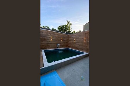 8_photo/94ce1f83ff.ea44b0009f7abdef-ATLAS-af2e0e0d-ef0c-4cb5-bbac-11377a3520b7.jpg de casa à venda com 3 quartos, 140m² em Maracanã, Praia Grande