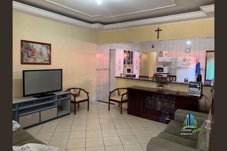 2_photo/94ce1f841d.eb7ee1c62e8591fd-ATLAS-d6aed367-d58f-4625-a11b-32e0a6cf80c6.jpg de casa à venda com 3 quartos, 90m² em Maracanã, Praia Grande