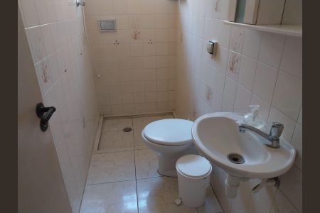 24_photo/94ce1f843d.3714cccd63f8fe2d-ATLAS-0d9aabfa-9815-4585-b10c-fe40e904d554.jpg de casa à venda com 2 quartos, 80m² em Balneario Pires, Praia Grande