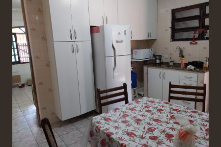 4_photo/94ce1f843d.3714cccd63f8fe2d-ATLAS-49bd73dc-62e8-48c7-83d9-39381b94a9c9.jpg de casa à venda com 2 quartos, 80m² em Balneario Pires, Praia Grande