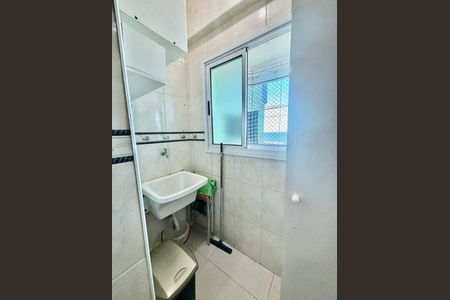 4_photo/94ce1f8467.ca7278fbe82ef424-ATLAS-a697edfb-5fc0-400a-9ae7-4d484d575058.jpg de apartamento à venda com 1 quarto, 40m² em Maracanã, Praia Grande