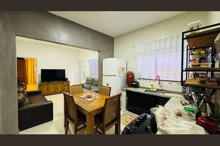 8_photo/94ce1f8475.1d0d827e26d2d819-ATLAS-4b23a5ac-69ea-4d83-babc-6b4490a812e8.jpg de casa à venda com 2 quartos, 122m² em Maracanã, Praia Grande