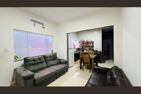 1_photo/94ce1f8475.1d0d827e26d2d819-ATLAS-ecd4781d-41a3-4743-93c5-43ba683eda0d.jpg de casa à venda com 2 quartos, 122m² em Maracanã, Praia Grande