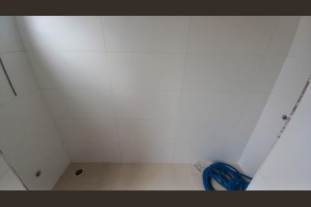 19_photo/94ce1f8483.ef9097c2fd5b064b-ATLAS-ed43261d-99d7-410f-9345-5a64c4e948e9.jpg de casa à venda com 2 quartos, 77m² em Maracanã, Praia Grande