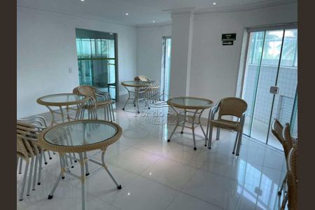 2_photo/94ce1f848b.4f5943323468d166-ATLAS-3de0b6b2-35dc-489d-92fa-71f3f0b1b28e.jpg de apartamento à venda com 2 quartos, 83m² em Maracanã, Praia Grande