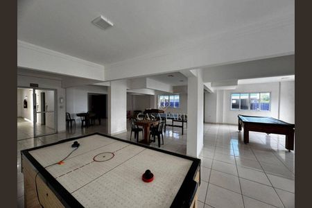 5_photo/94ce1f84b3.6fb4801e87cf4d63-ATLAS-256bded5-9233-4647-af75-3279283628fa.jpg de apartamento à venda com 1 quarto, 43m² em Maracanã, Praia Grande