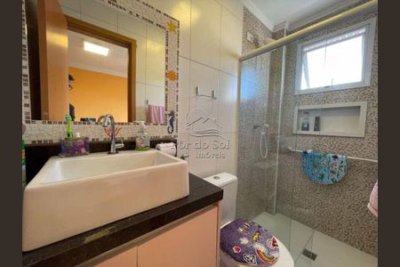 4_photo/94ce1f84b3.cb4a3f4e1d4d223a-ATLAS-65159c1a-bd85-4bd5-bd23-ca415a53f3a9.jpg de apartamento à venda com 2 quartos, 88m² em Maracanã, Praia Grande