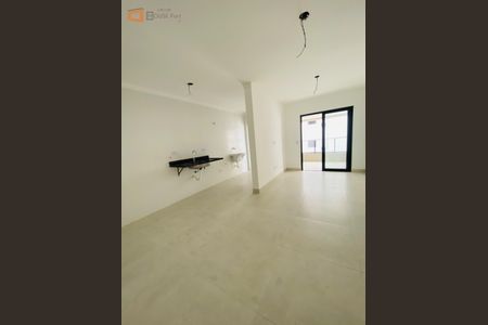 2_photo/94ce1f84bd.24a317c22631bef5-ATLAS-cfe627ff-c9c0-46c6-bed2-3fc3c0f7f569.jpg de apartamento à venda com 1 quarto, 52m² em Maracanã, Praia Grande