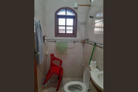 3_photo/94ce1f9b47.e699eee782bb2e8c-ATLAS-4553cd67-c12a-4e5c-94a4-2e4e05fdaaca.jpg de casa à venda com 1 quarto, 61m² em Maracanã, Praia Grande