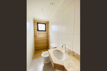 10_photo/94ce1f9b4d.2f15d505e37c7ac5-ATLAS-d248c0dd-328e-4dc5-8b9a-8abe185c529d.jpg de casa à venda com 2 quartos, 68m² em Maracanã, Praia Grande