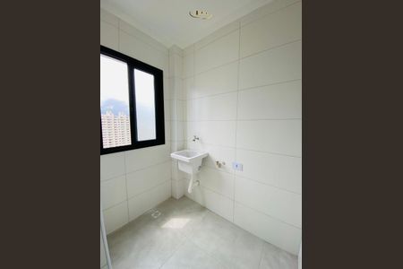 8_photo/94ce1f9b4d.2f15d505e37c7ac5-ATLAS-d7ca22d8-b89a-4f0a-b109-4a033de171a8.jpg de casa à venda com 2 quartos, 68m² em Maracanã, Praia Grande