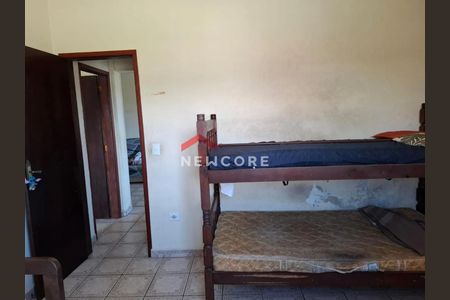 6_photo/94ce1f9b5f.93b8fa184532727f-ATLAS-d034e461-abd2-4748-b73e-55e05f34f572.jpg de casa à venda com 2 quartos, 70m² em Maracanã, Praia Grande