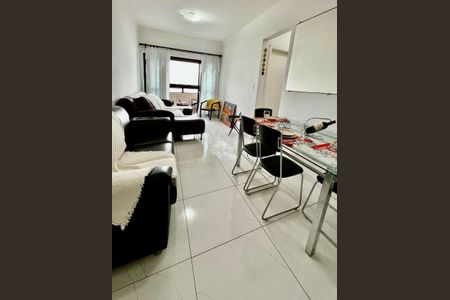 3_photo/94ce1f9b6f.41b7d94f924eabef-ATLAS-869c9b61-b8ab-499b-bc8f-963f2d4ace25.jpg de apartamento à venda com 1 quarto, 50m² em Maracanã, Praia Grande