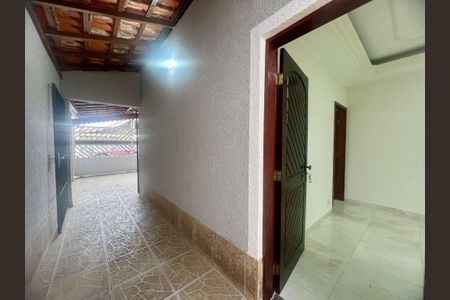 9_photo/94ce1f9bed.7cee443d3774aa8d-ATLAS-d46889dd-df8b-4455-bd03-ac7c90dbb2a1.jpg de casa à venda com 2 quartos, 80m² em Maracanã, Praia Grande