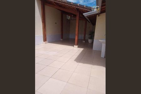 14_photo/94ce1f9c27.dd36eae811456584-ATLAS-84aff8da-2cf7-462c-9996-032d2993d8c2.jpg de casa à venda com 2 quartos, 60m² em Maracanã, Praia Grande