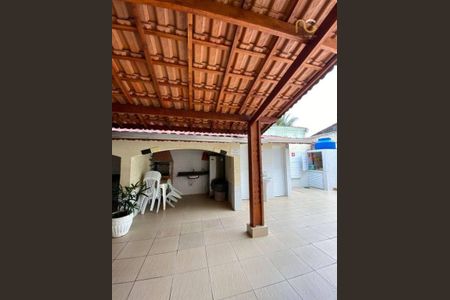 9_photo/94ce1f9c33.1463d70521bc8e9f-ATLAS-93e2648e-2b3c-49bd-bdaa-d75c926720cd.jpg de casa à venda com 3 quartos, 51m² em Maracanã, Praia Grande