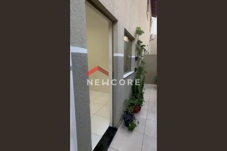 4_photo/94ce1f9c37.f66ed5d703e44af7-ATLAS-c128cd70-de18-4ddd-baa9-75bd3ab44a1b.jpg de casa de condomínio à venda com 2 quartos, 45m² em Maracanã, Praia Grande