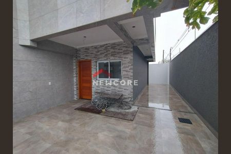 11_photo/94ce1f9c4d.f4a5c666155909d5-ATLAS-147d774f-dbf0-4489-a0ad-0f3da0ee42bb.jpg de casa à venda com 2 quartos, 52m² em Maracanã, Praia Grande